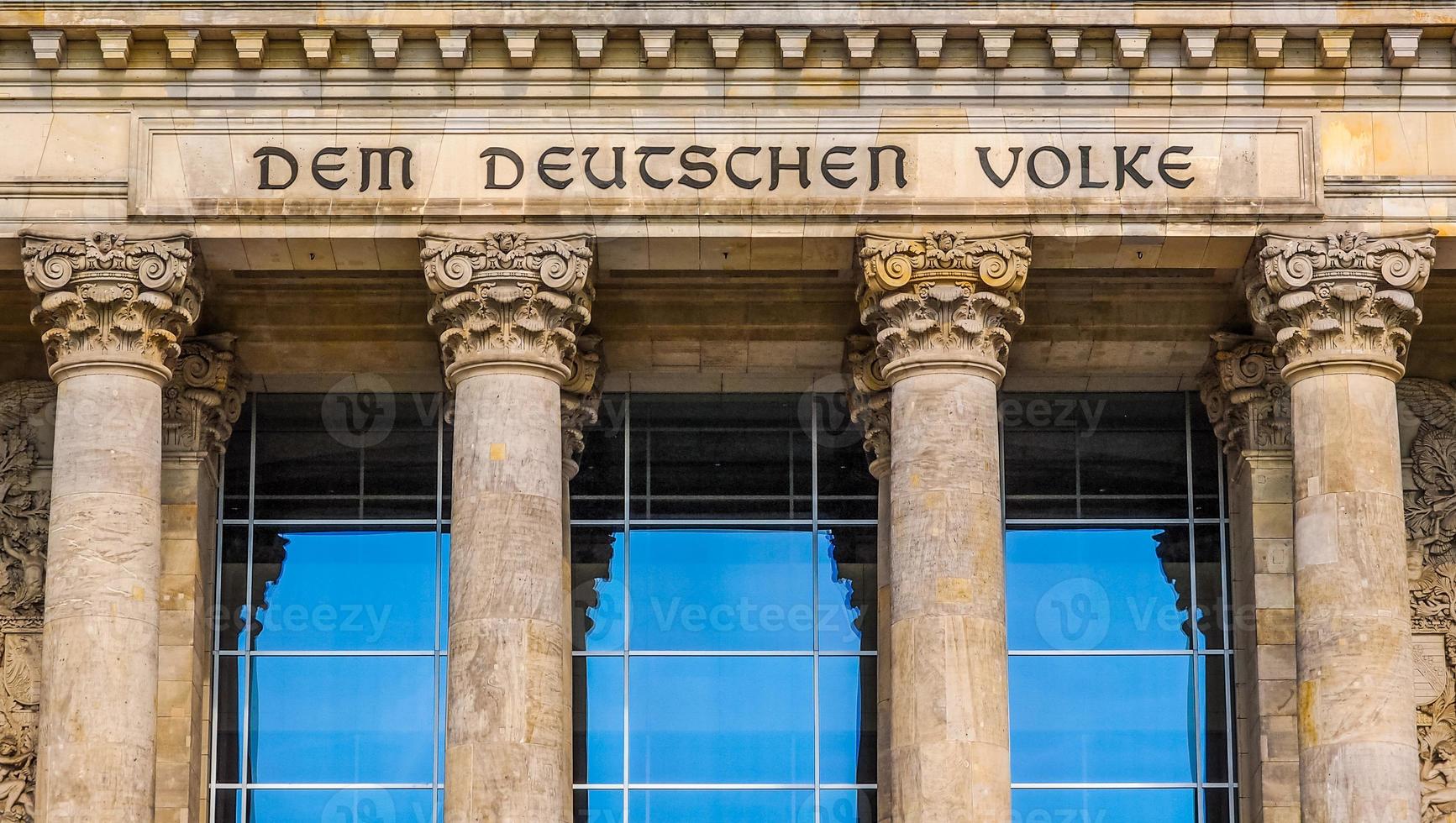 reichstag en berlín foto