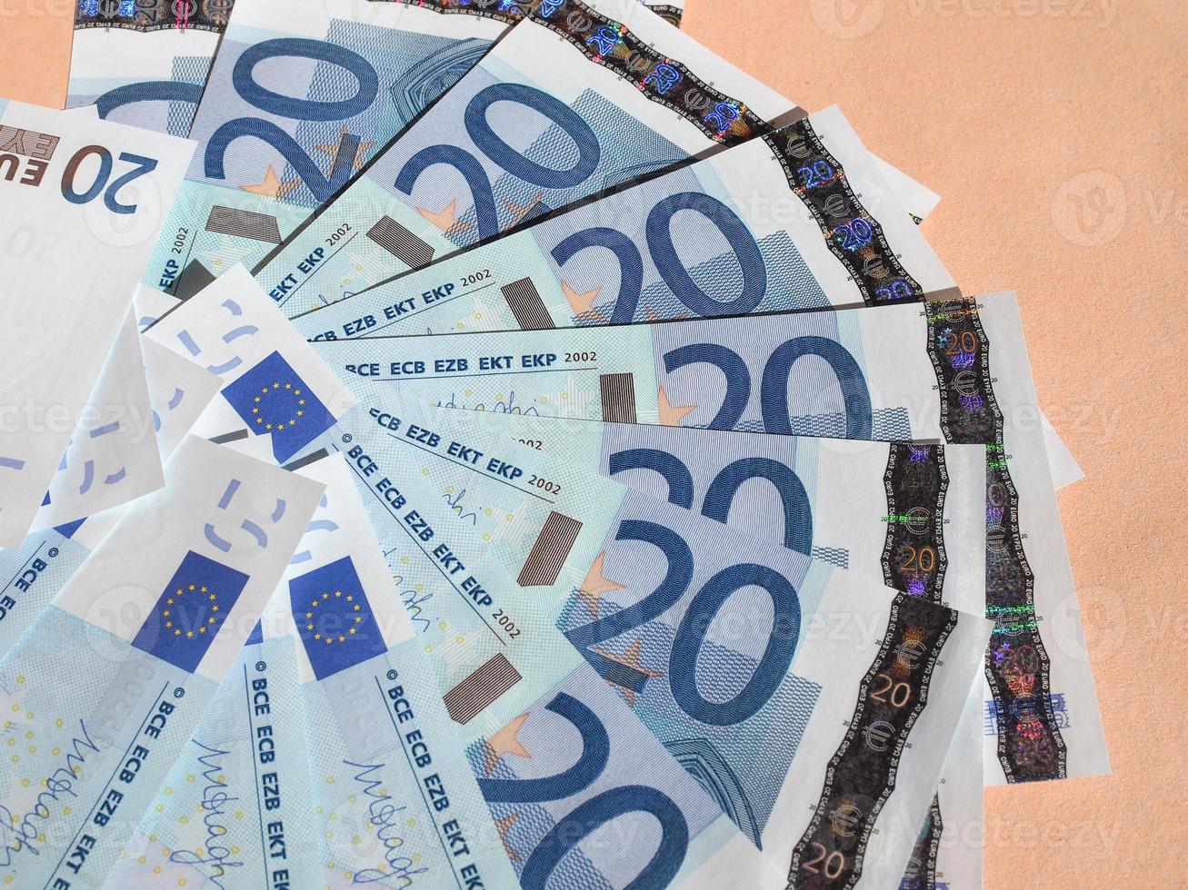 veinte billetes de euro foto