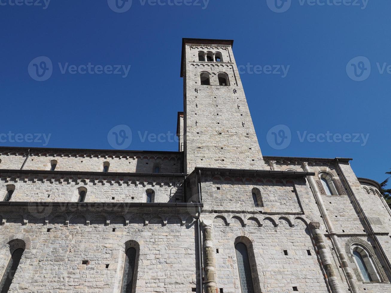 Iglesia de San Abbondio en Como foto