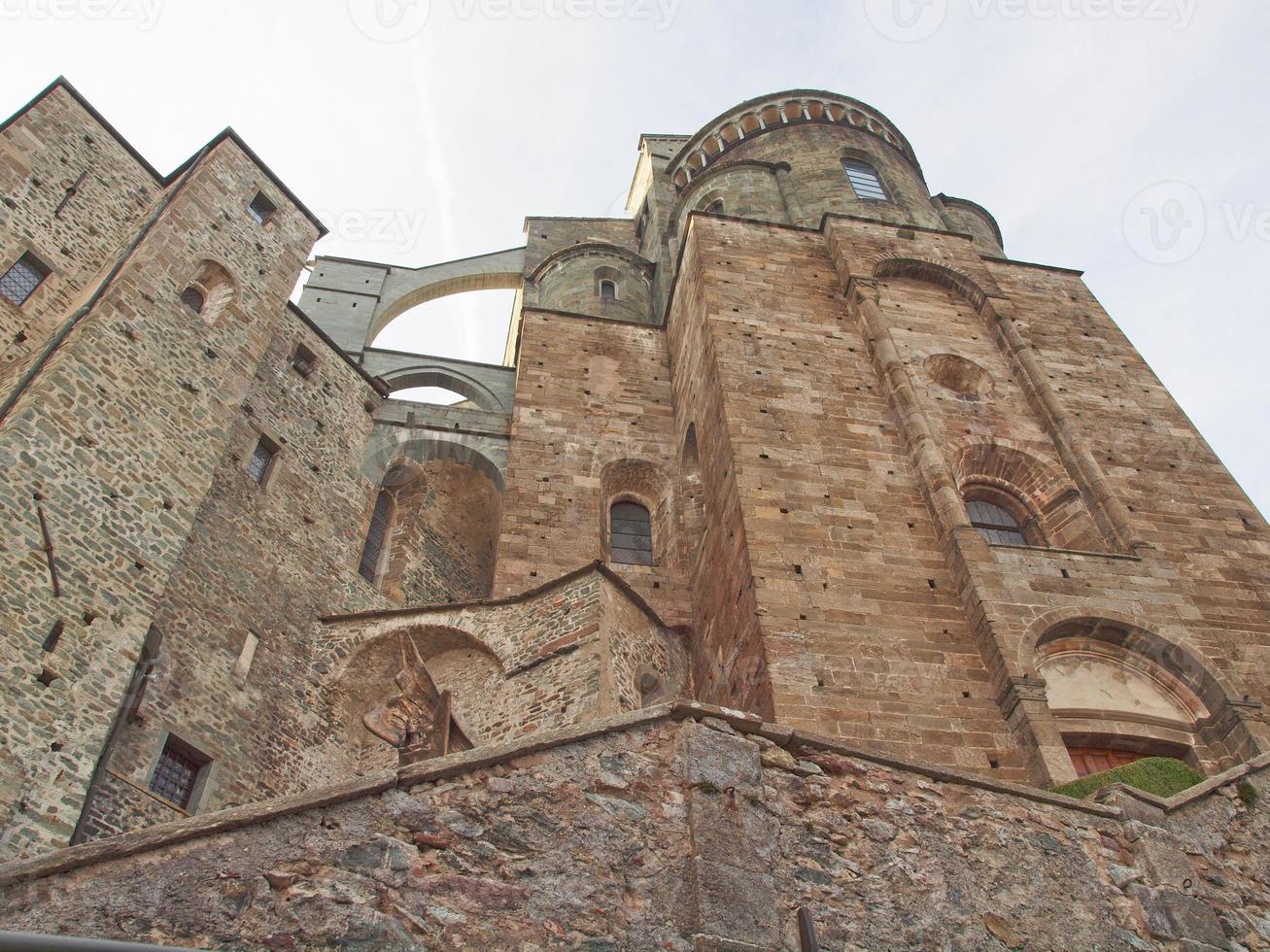 abadía de sacra di san michele foto