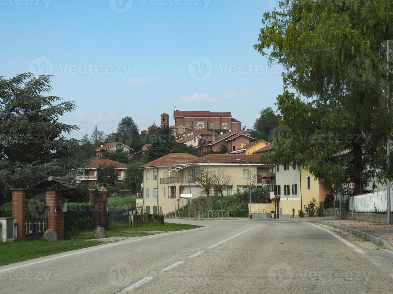 View of the city of Pralormo photo