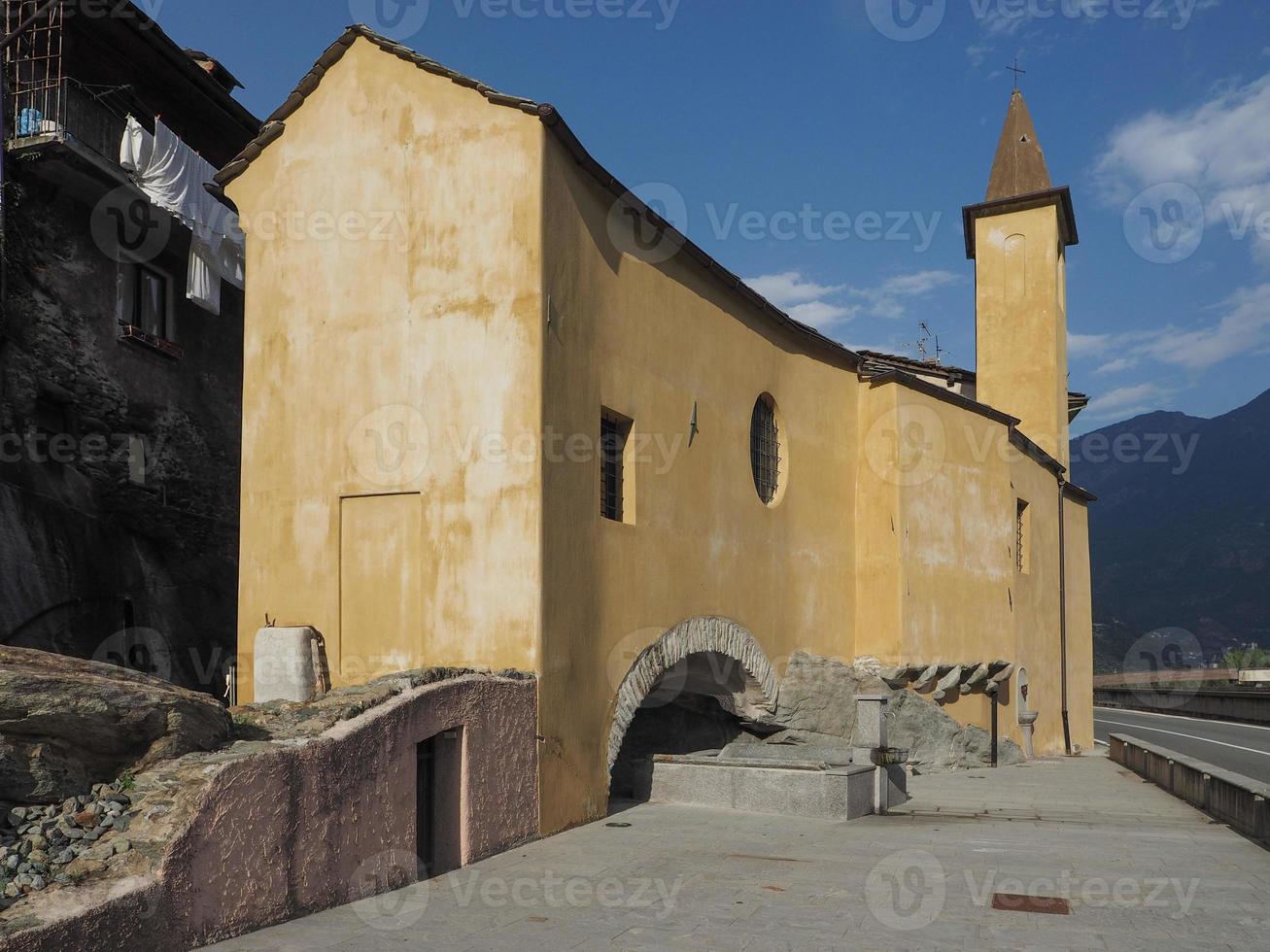 capilla de san orso en el pueblo de donnas foto