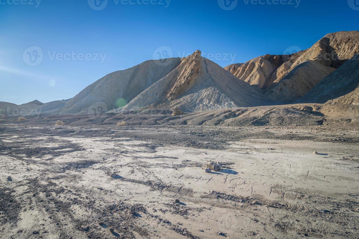 maravilloso punto escénico vista de dantes en las montañas del valle de la muerte foto