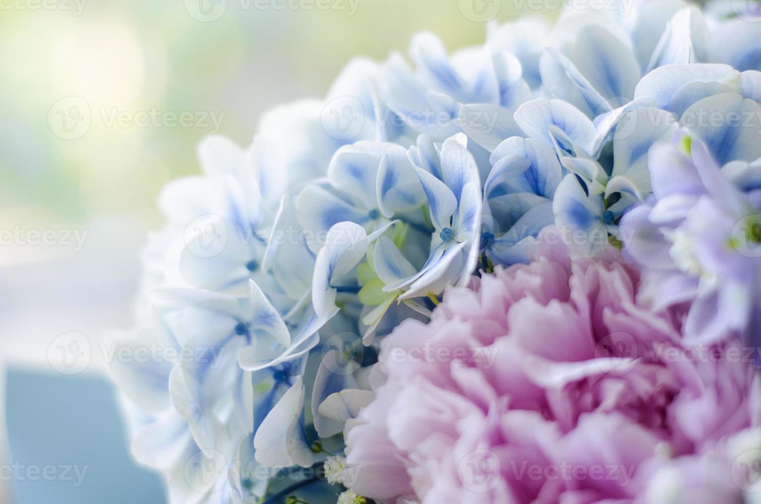 Bouquet of flowers close-up photo