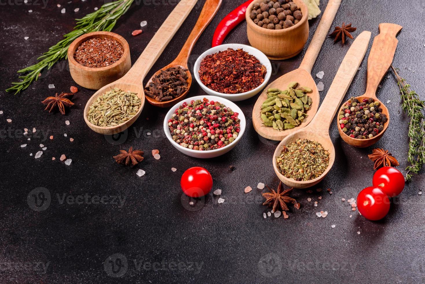 A set of spices and herbs. Indian cuisine 3139025 Stock Photo at Vecteezy