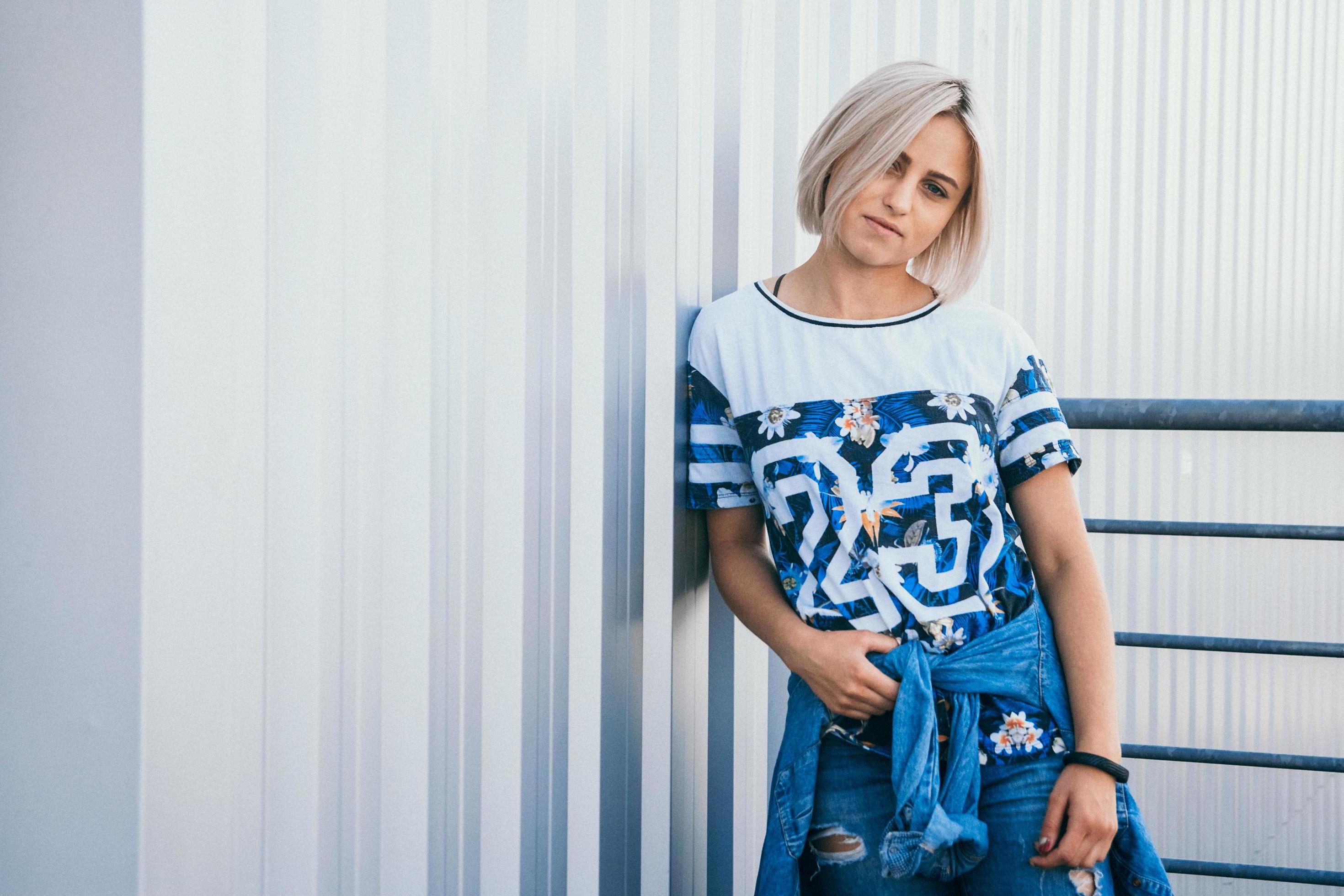 Beautiful girl with short white hair dressed in jeans in urban style 3152787 Stock Photo at Vecteezy Beautiful girl with short white hair dressed in jeans in urban style 3152787 Stock Photo at Vecteezy