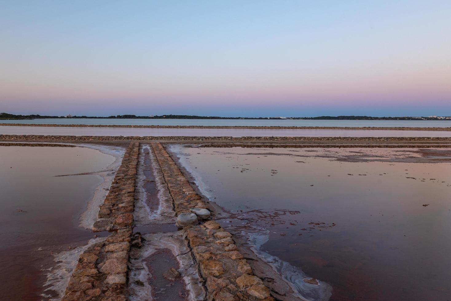 atardecer en las salinas de formentera en 2021 foto