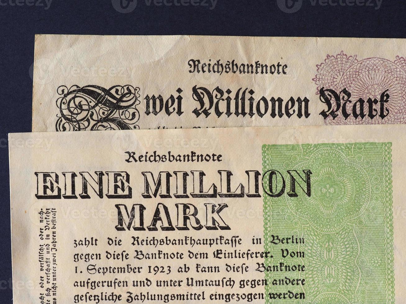 Eine und Zwei Million Mark One and Two Million Mark notes photo