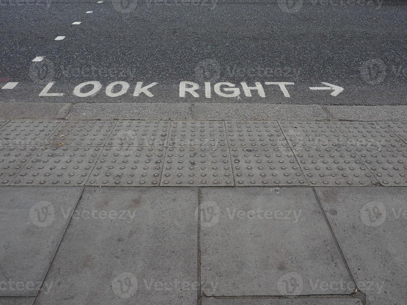 Look right sign photo