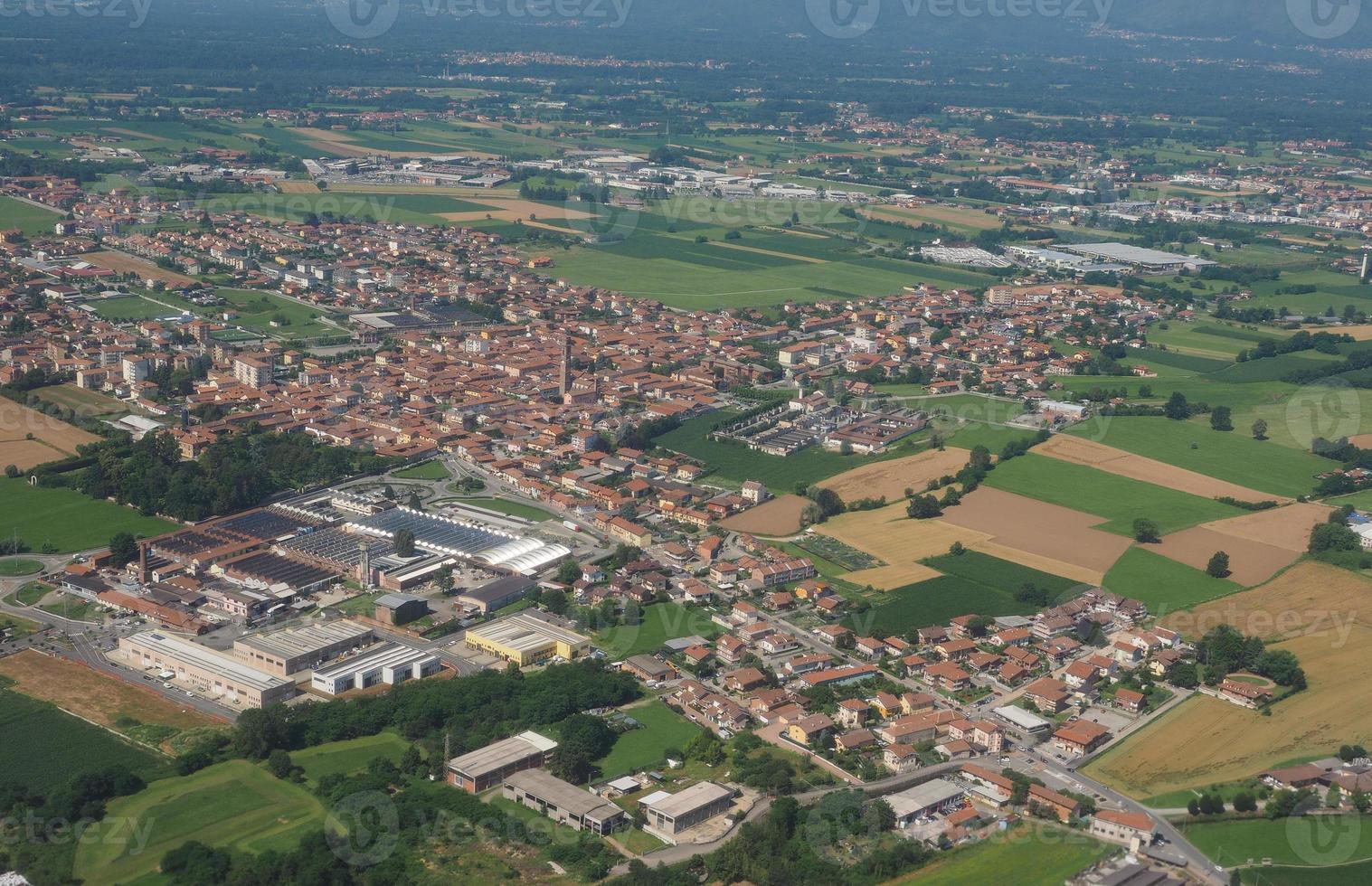 vista aérea de san maurizio canavese foto