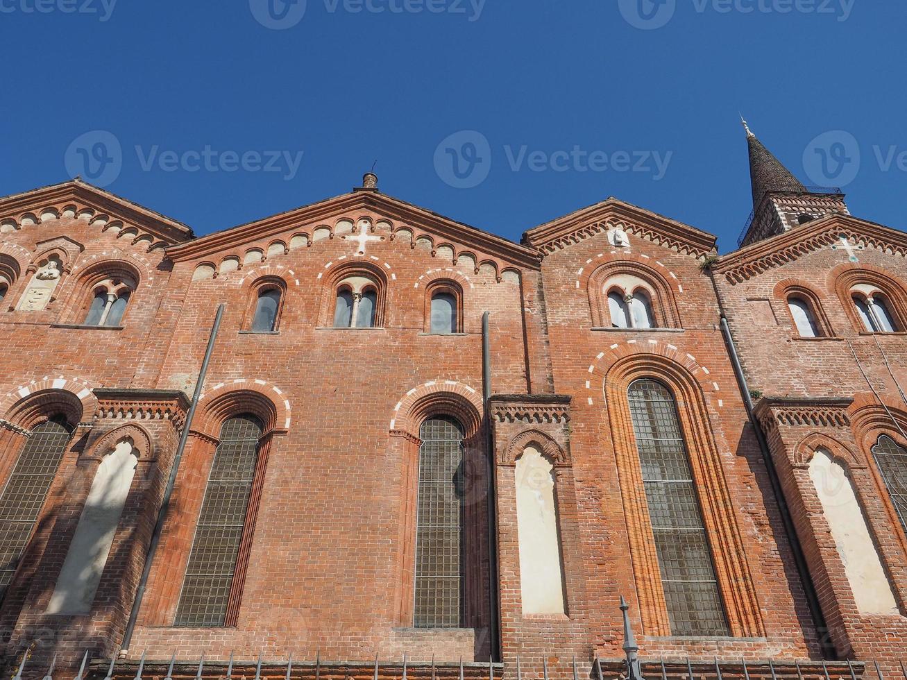 iglesia de sant eustorgio milán foto