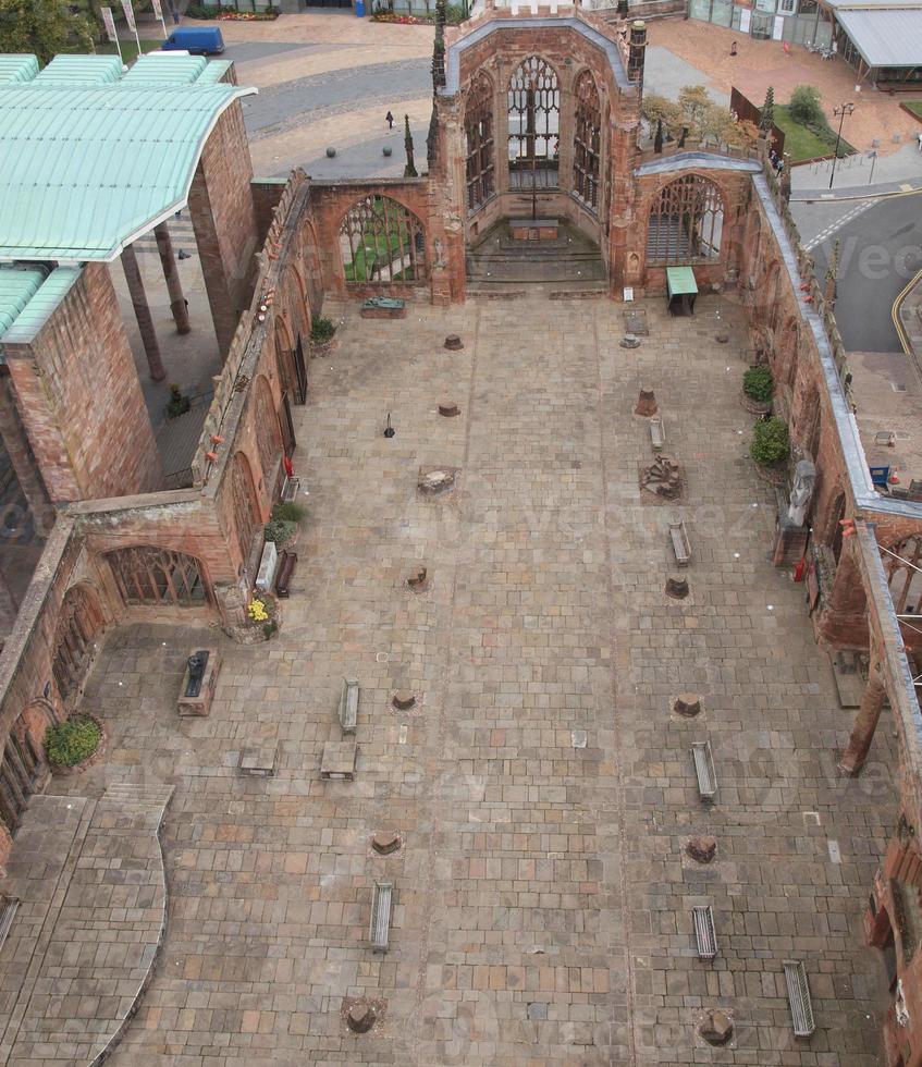 ruinas de la catedral de coventry foto