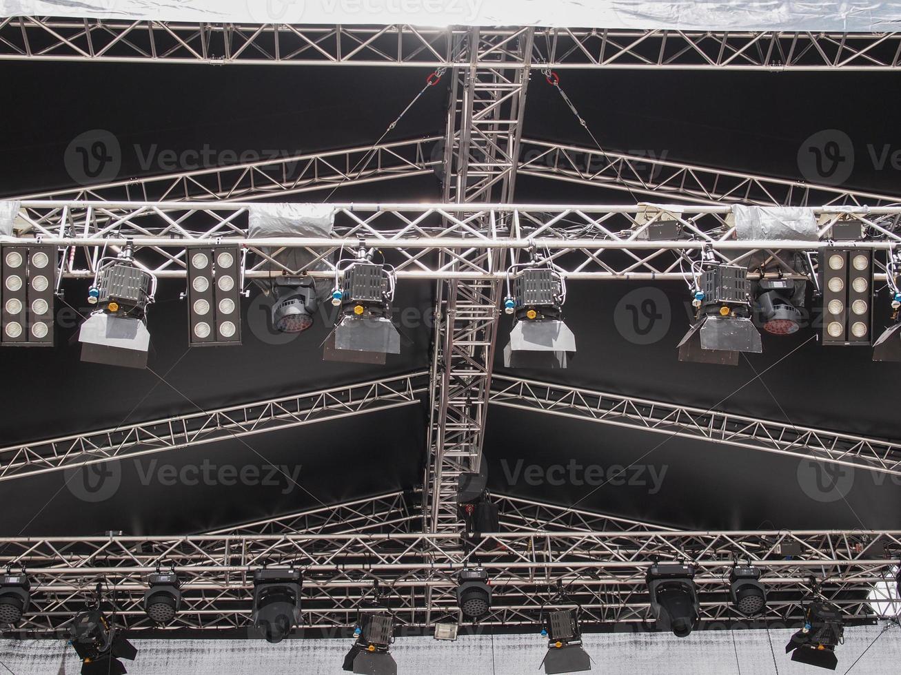luces del escenario del concierto foto