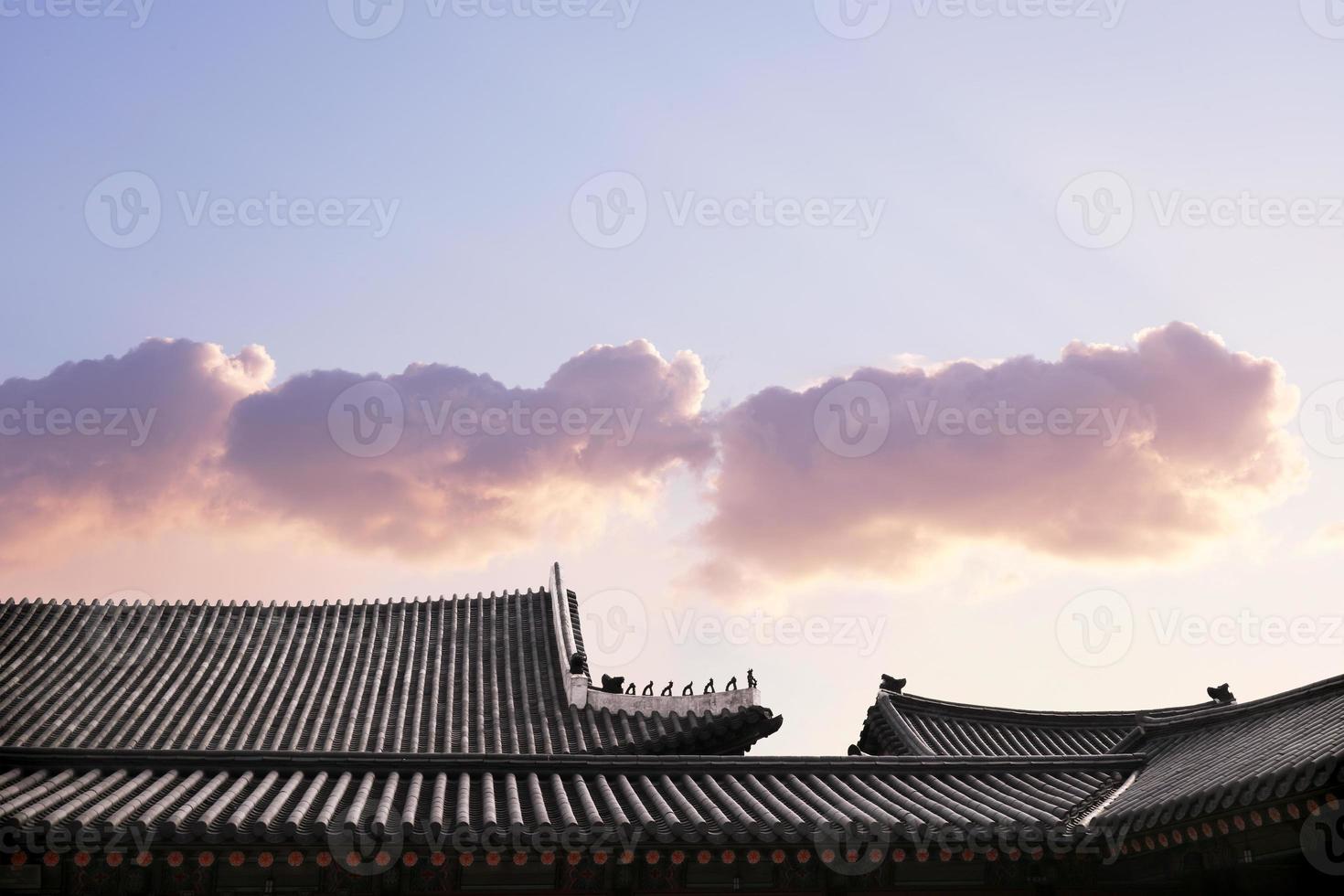 tradición coreana, casas y edificios tradicionales, hito coreano foto