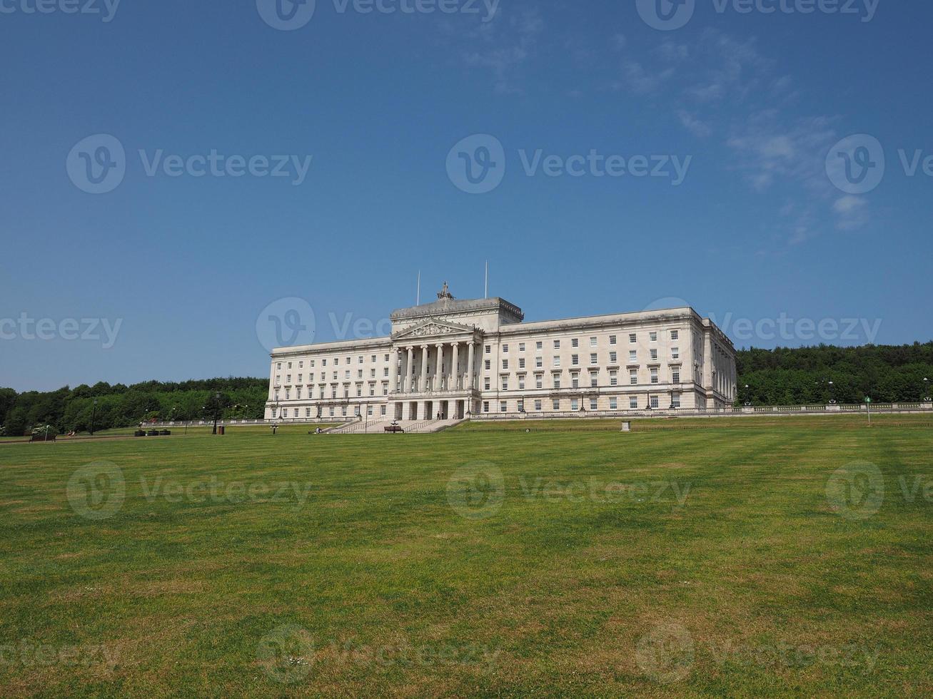 Los edificios del parlamento de Stormont en Belfast foto