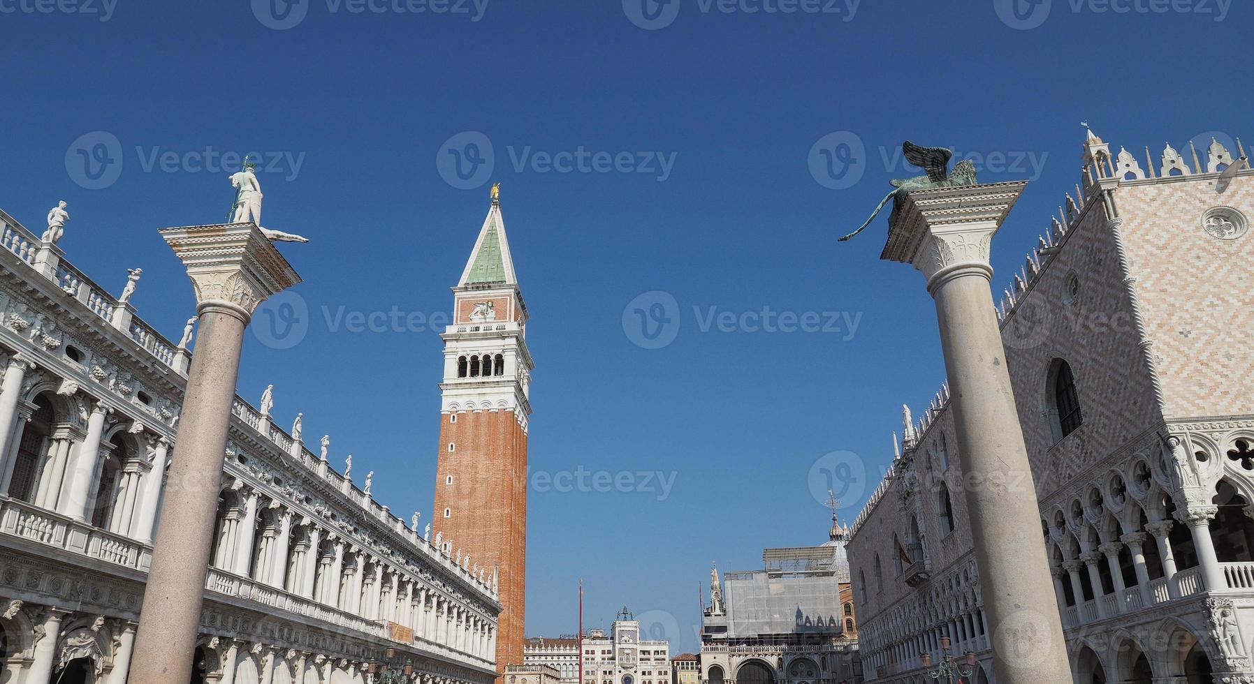 plaza de san marcos en venecia foto