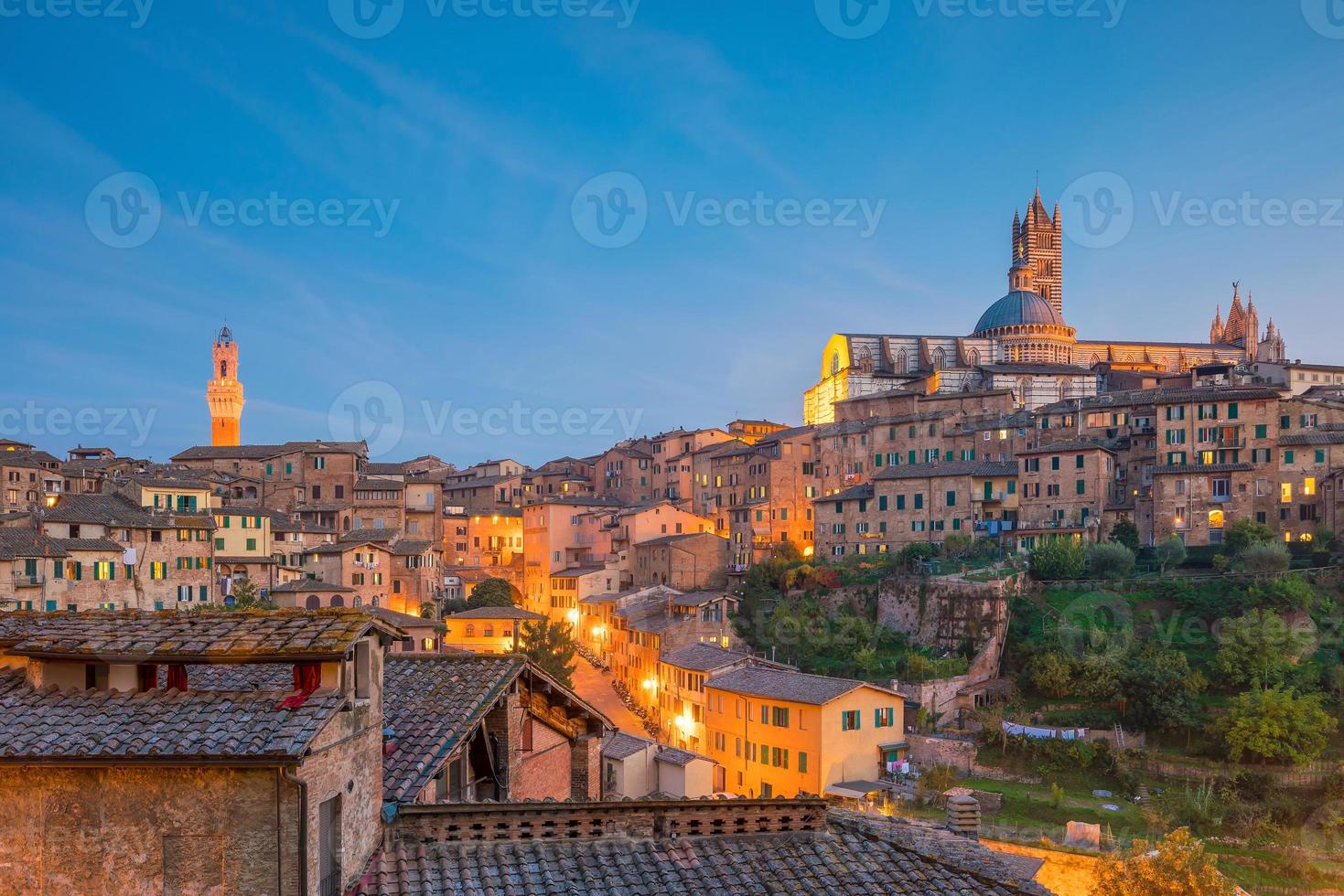 horizonte del centro de siena, en, italia foto