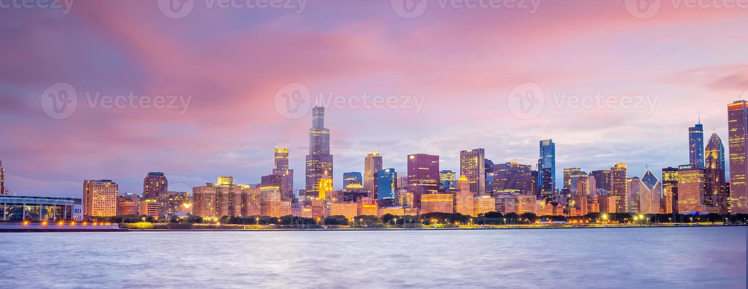 paisaje urbano del horizonte del centro de chicago en estados unidos foto