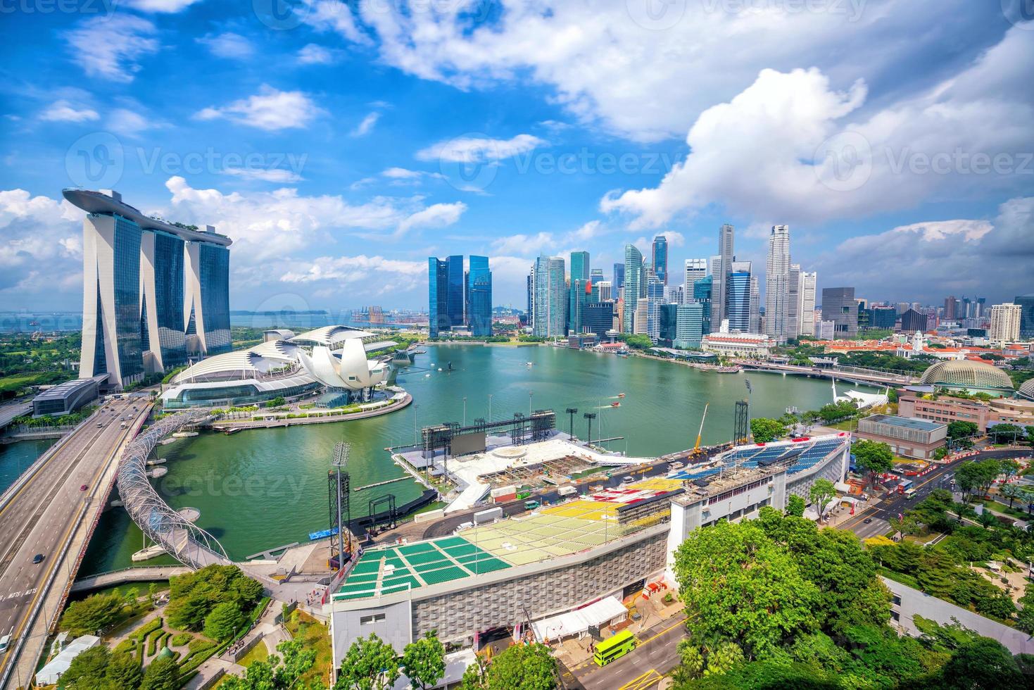 área de la bahía del horizonte del centro de singapur foto