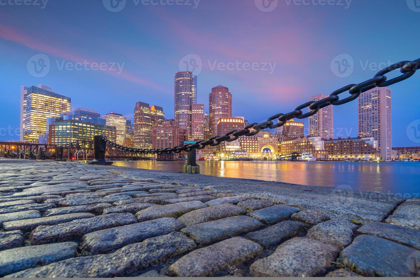 horizonte del centro de la ciudad de boston, estados unidos foto