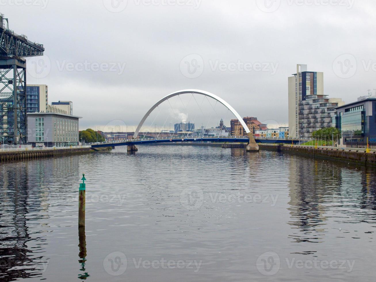 río clyde en glasgow foto