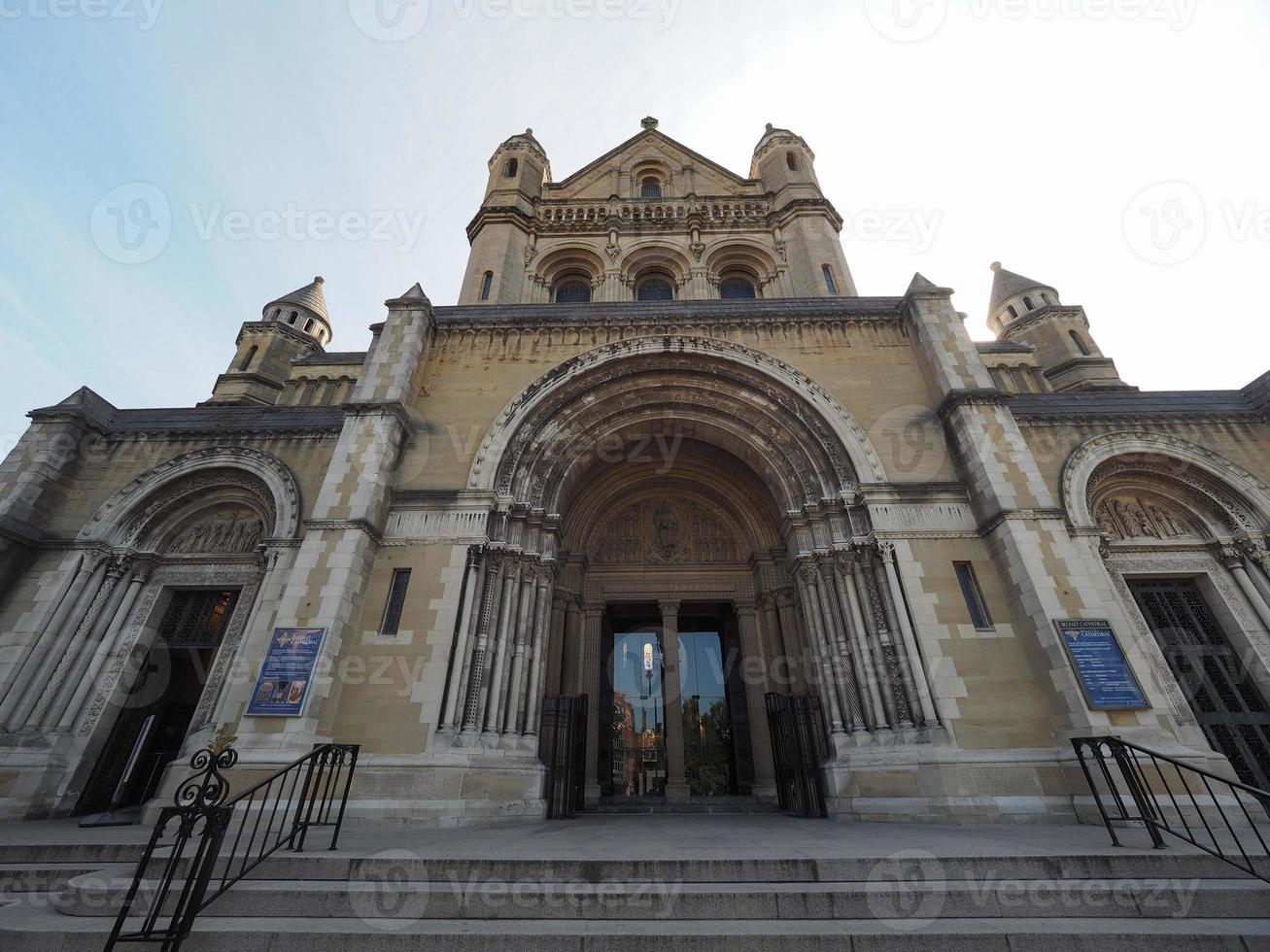 Catedral de Santa Ana en Belfast foto