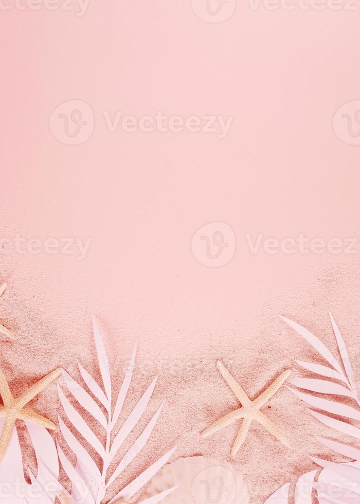 Paper cutting palm leaves, paper concept of tropical summer photo