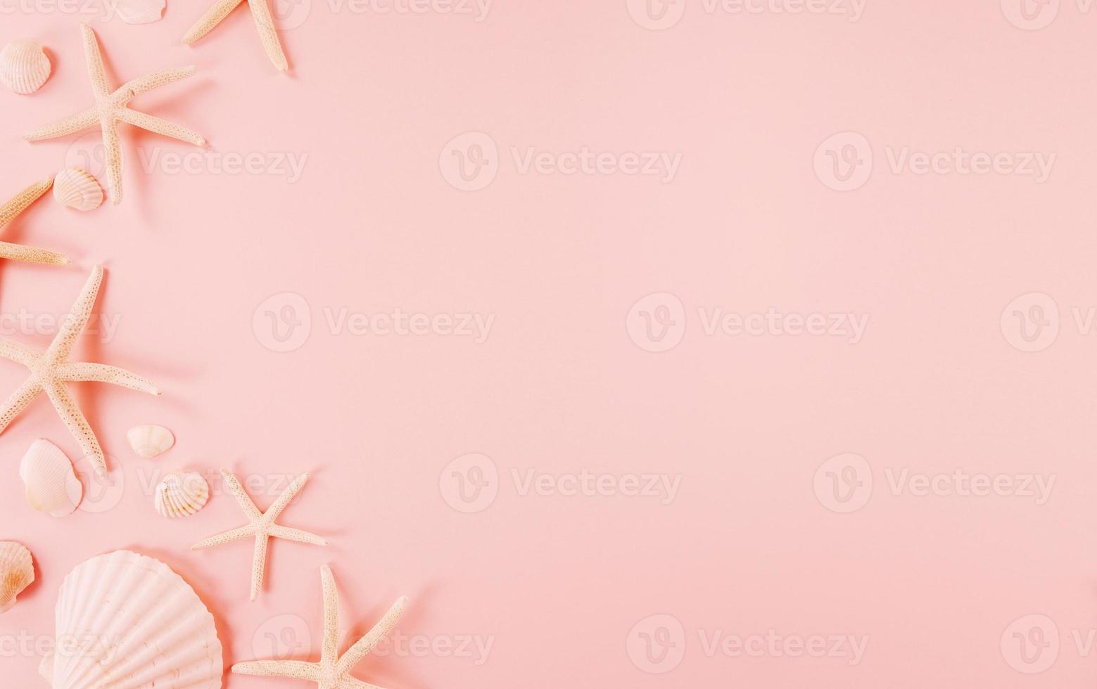Paper cutting palm leaves, paper concept of tropical summer photo