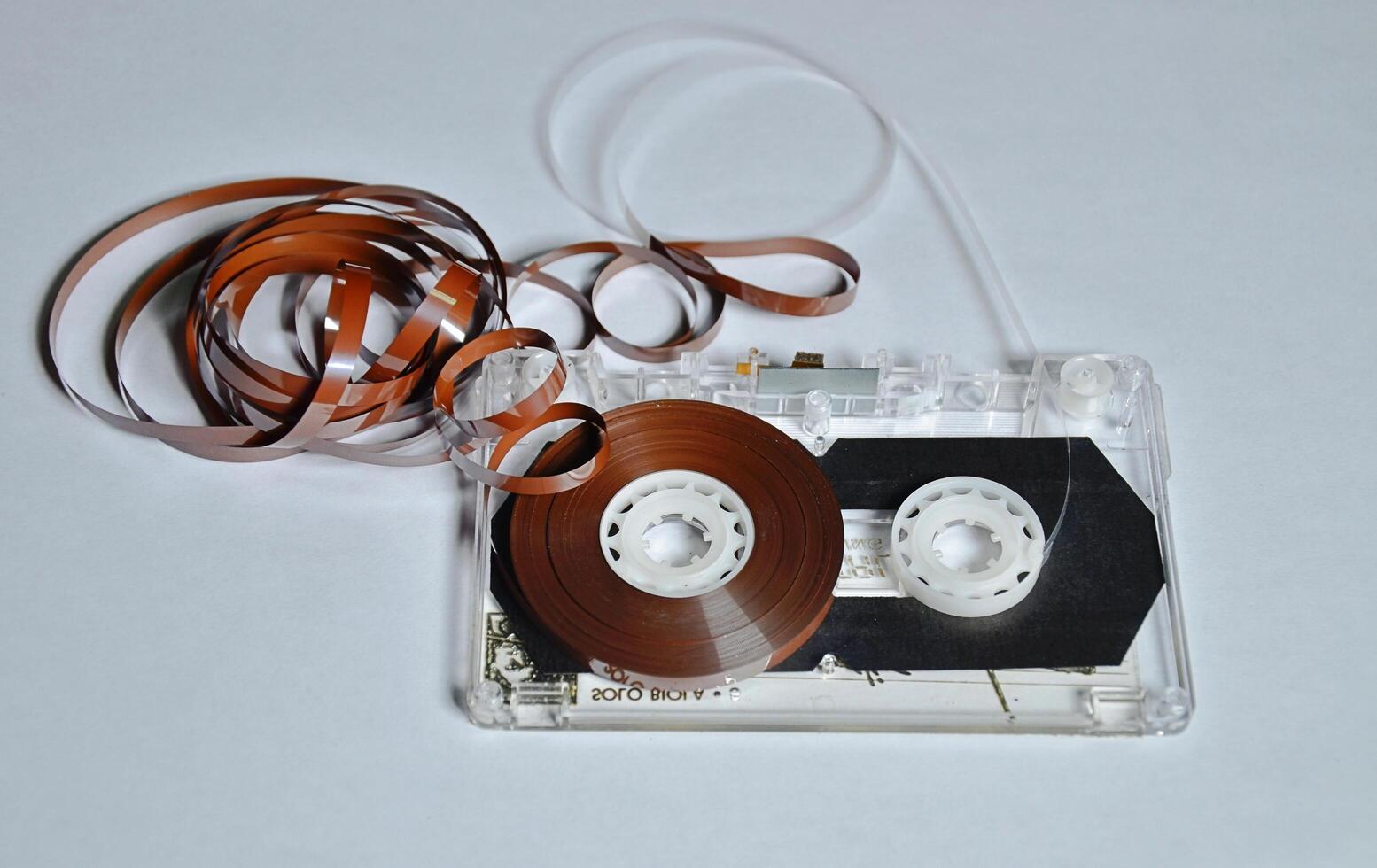 la cinta de cassette arrugada foto