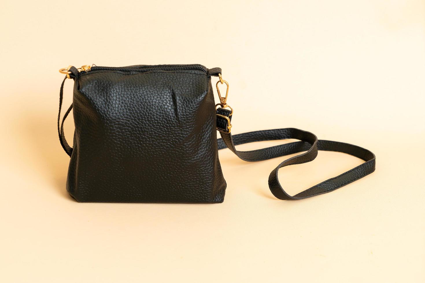 Black leather fashion bag - fashion style photo