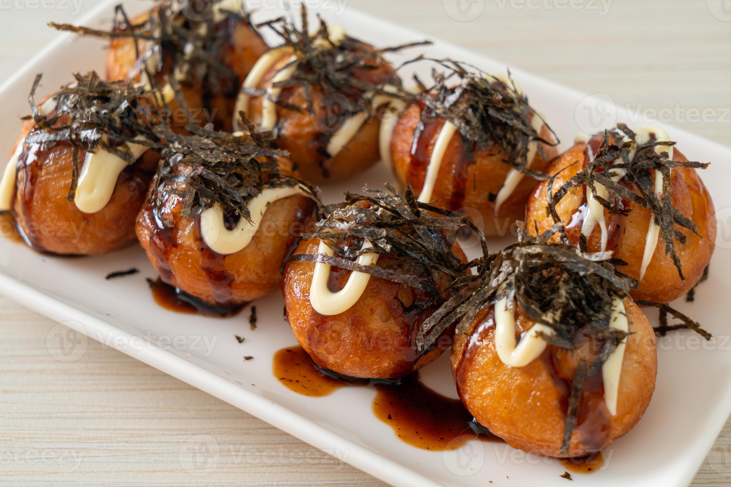 Takoyaki ball dumplings or Octopus balls 3193875 Stock Photo at Vecteezy