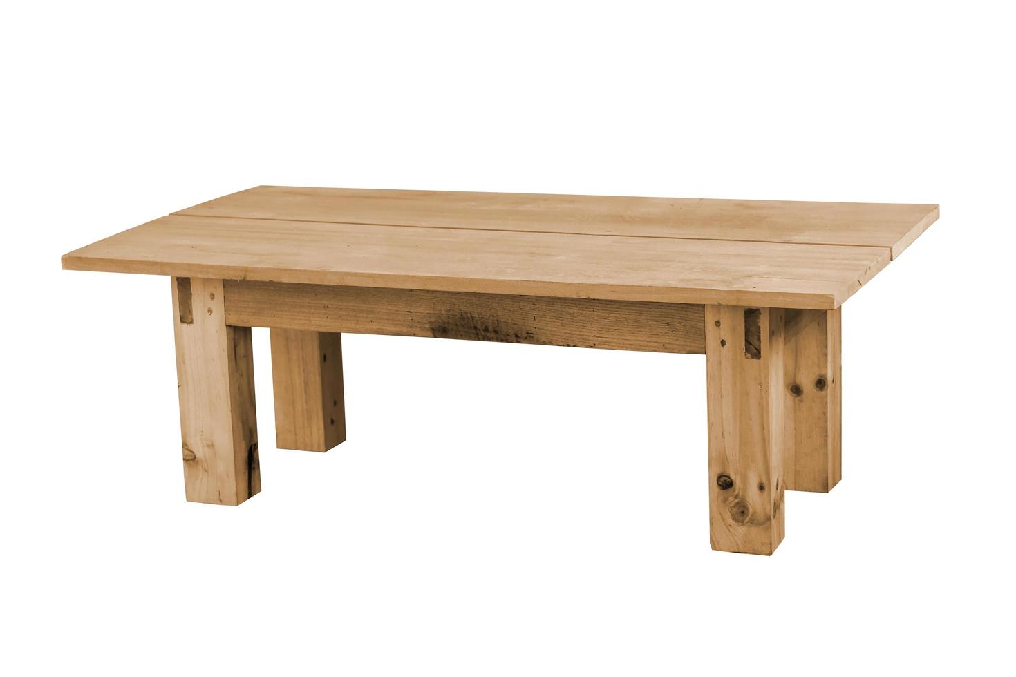 mesa de madera baja aislada. foto