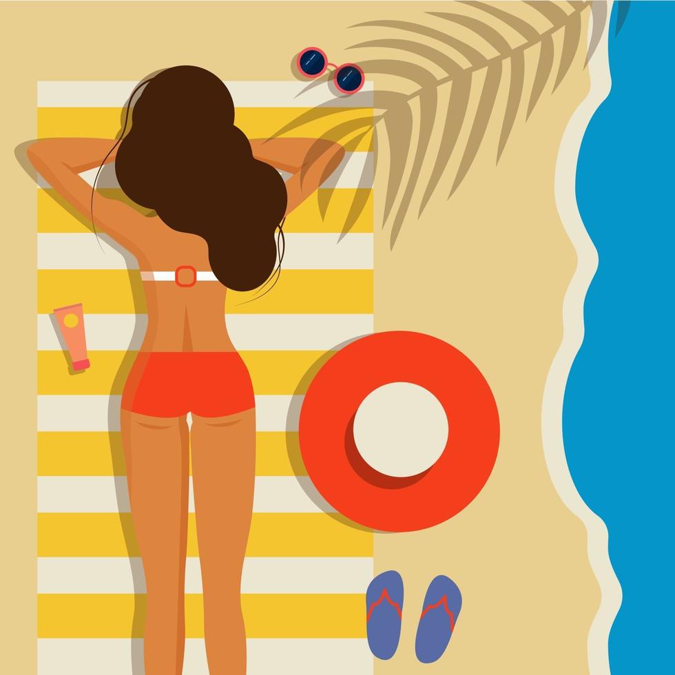 hermosa joven en la playa en bikini. vector