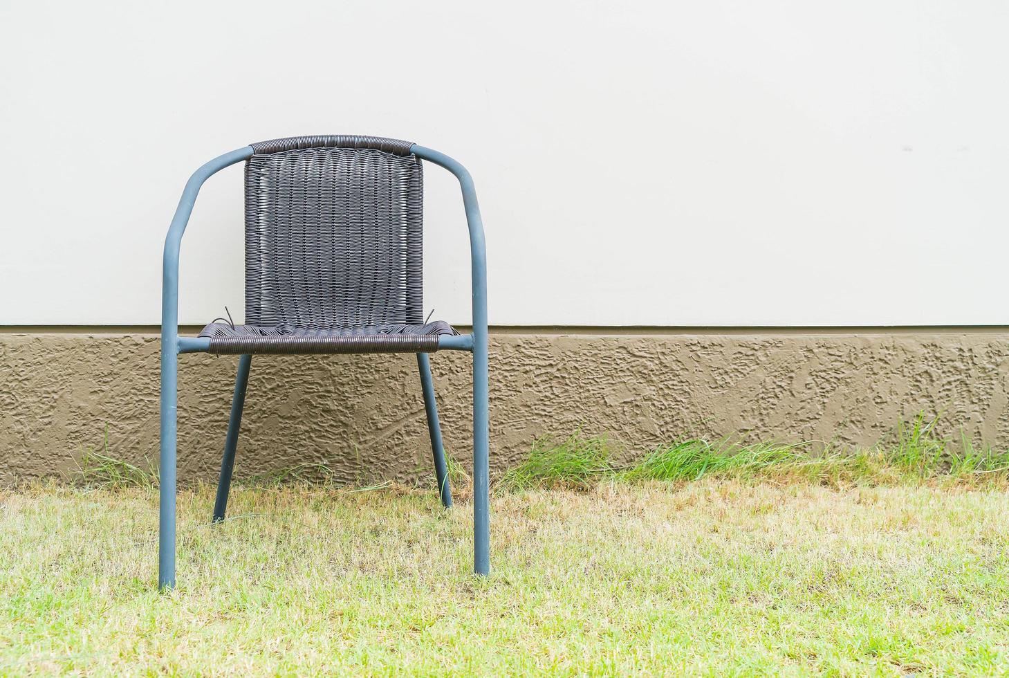 silla con pared vacía para espacio de copia foto