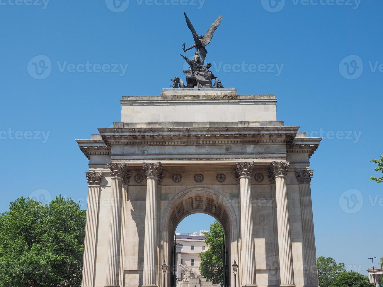 Wellington Arch en Londres foto