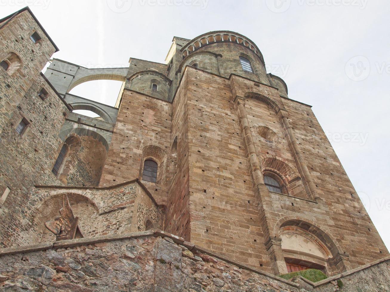 abadía de sacra di san michele foto