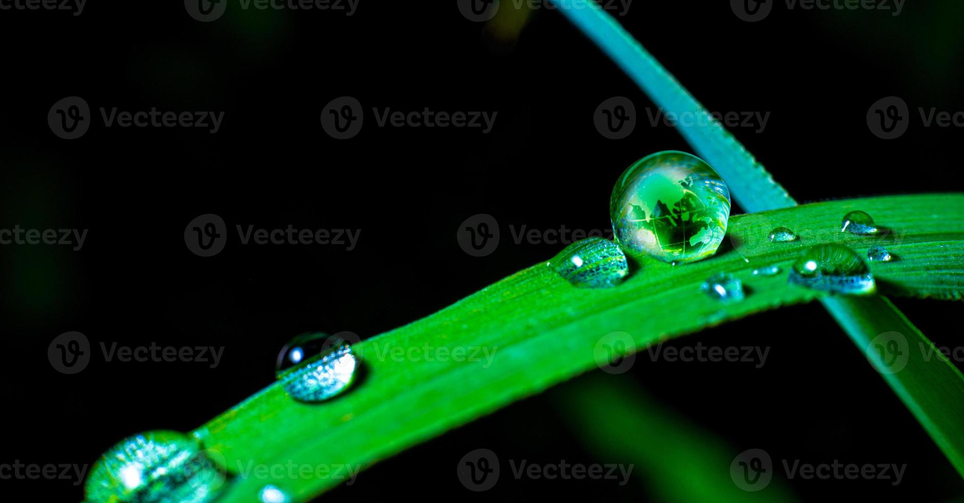 concepto de energía renovable día de la tierra o medio ambiente foto