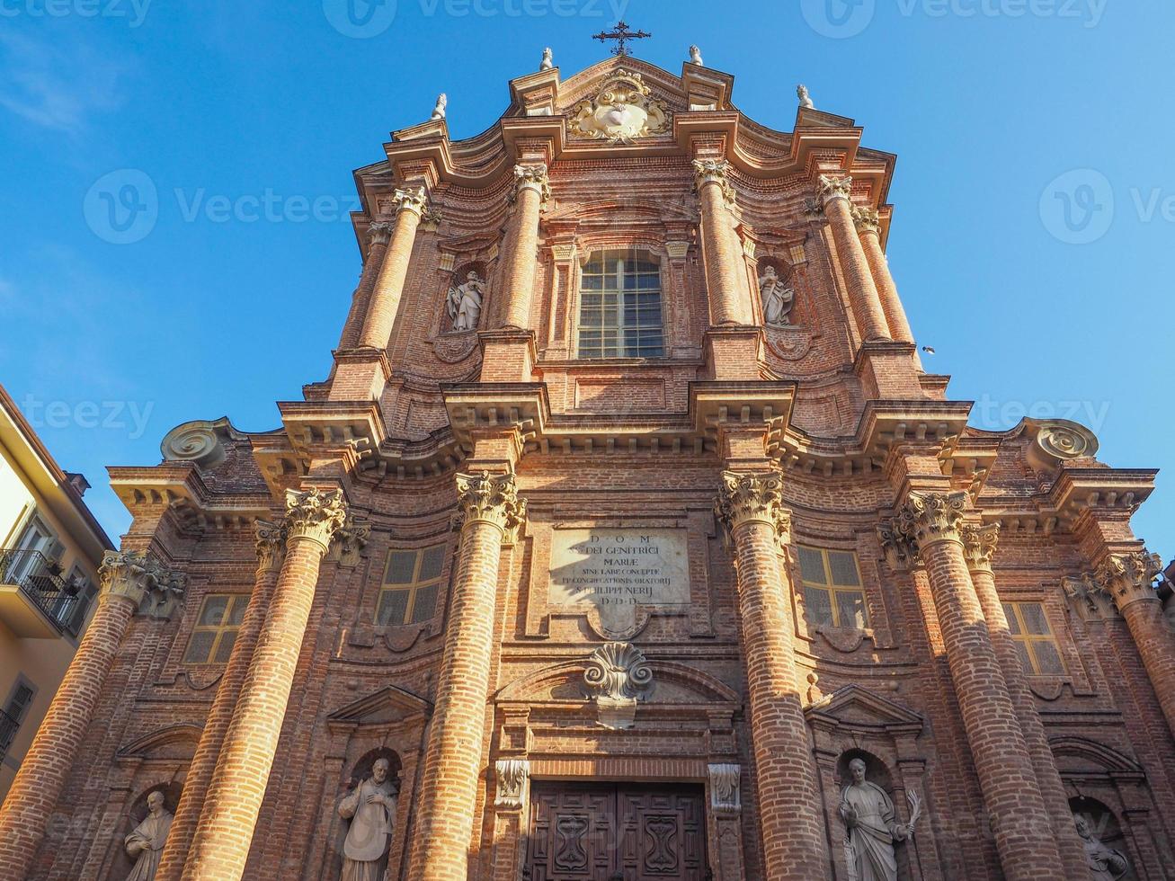 iglesia de san filippo neri en chieri foto