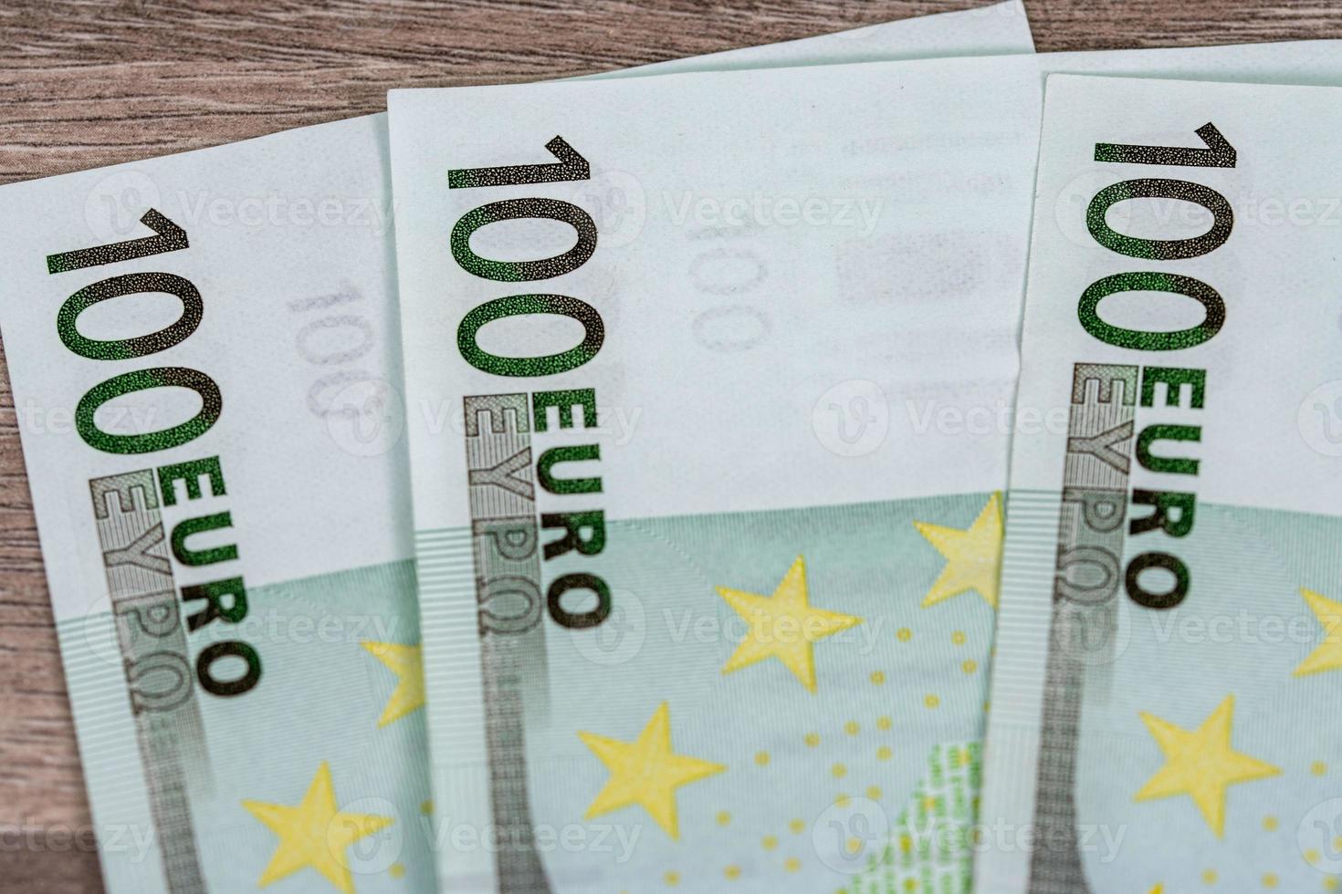 Detalle del billete de 100 euros foto