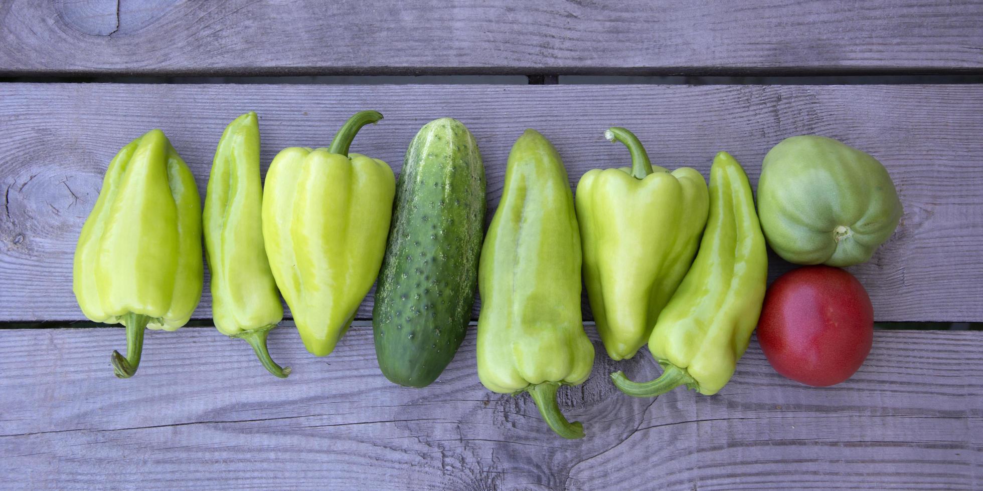 Bulgarian pepper background photo