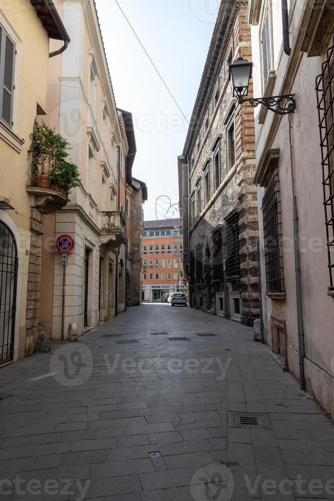 Alley in Terni photo