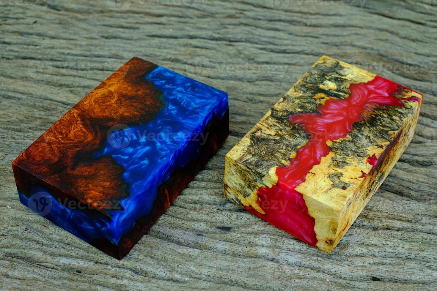 Cube casting epoxy resin with nature burl BURMA PADAUK and maple wood photo