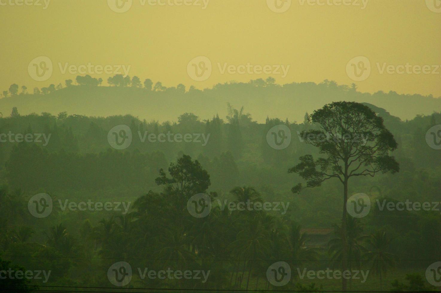 Haze pollution problems exceeded standards in the countryside photo