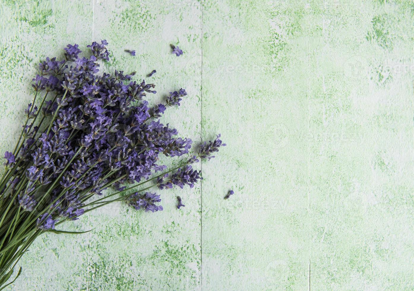 ramo de flores frescas de lavanda foto