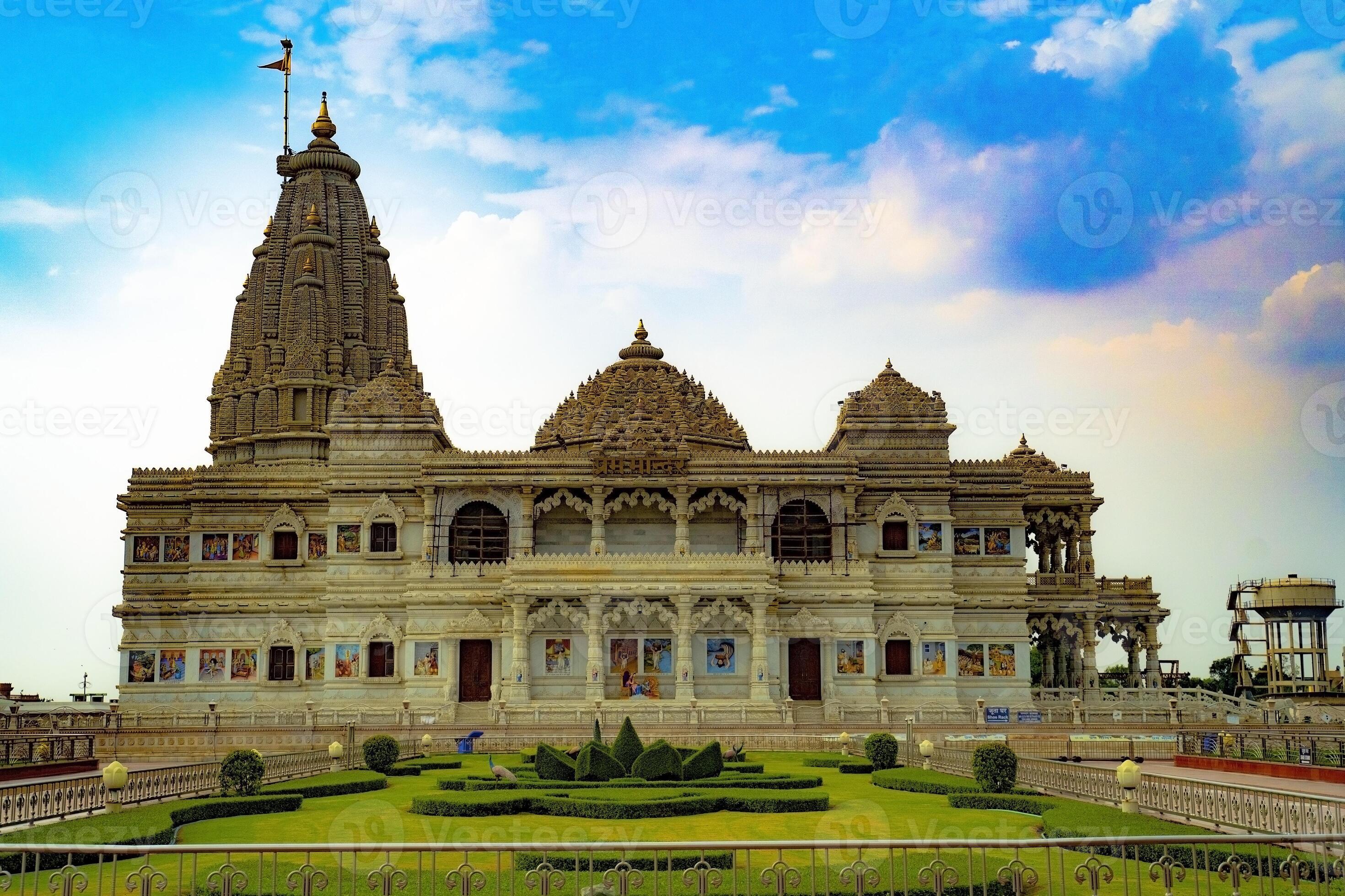 Prem Mandir  Vrindāvan Uttar Pradesh