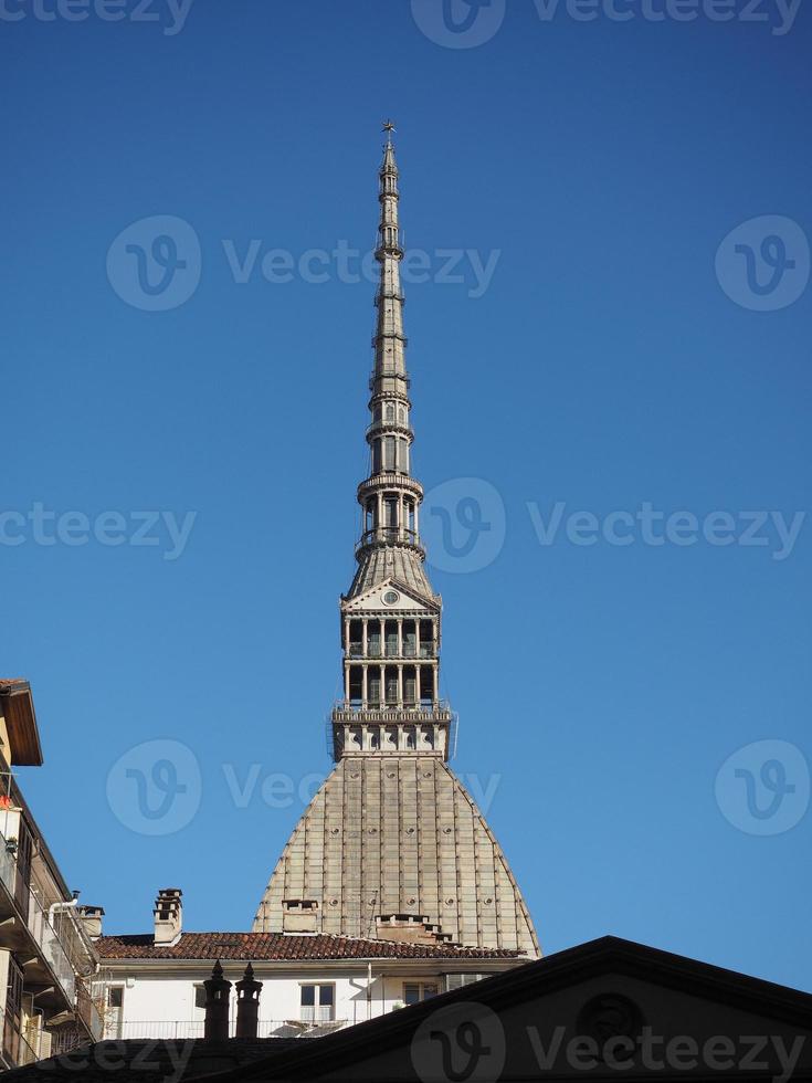 mole antonelliana en turín foto