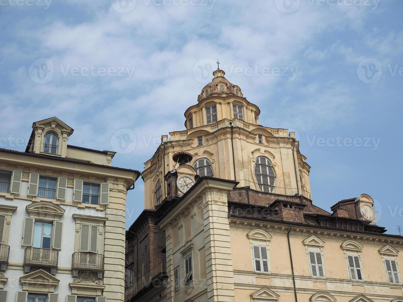 iglesia de san lorenzo en turín foto