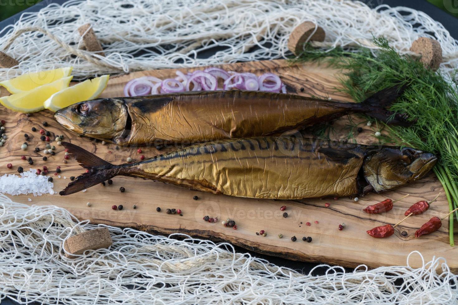 pescado ahumado diferentes canapés foto