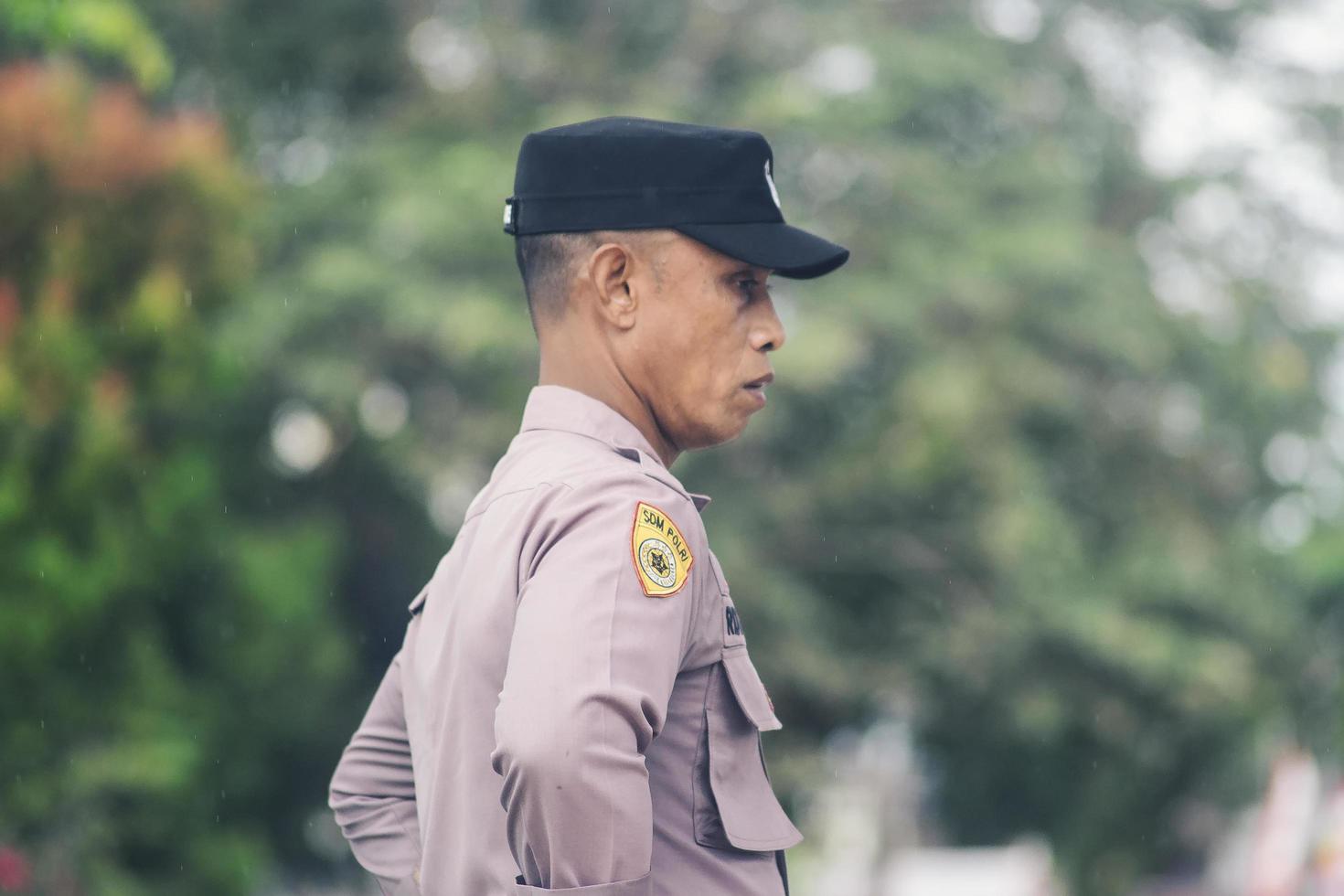 sorong, papua occidental, indonesia 2021- candidatos no comisionados de la policía indonesia foto