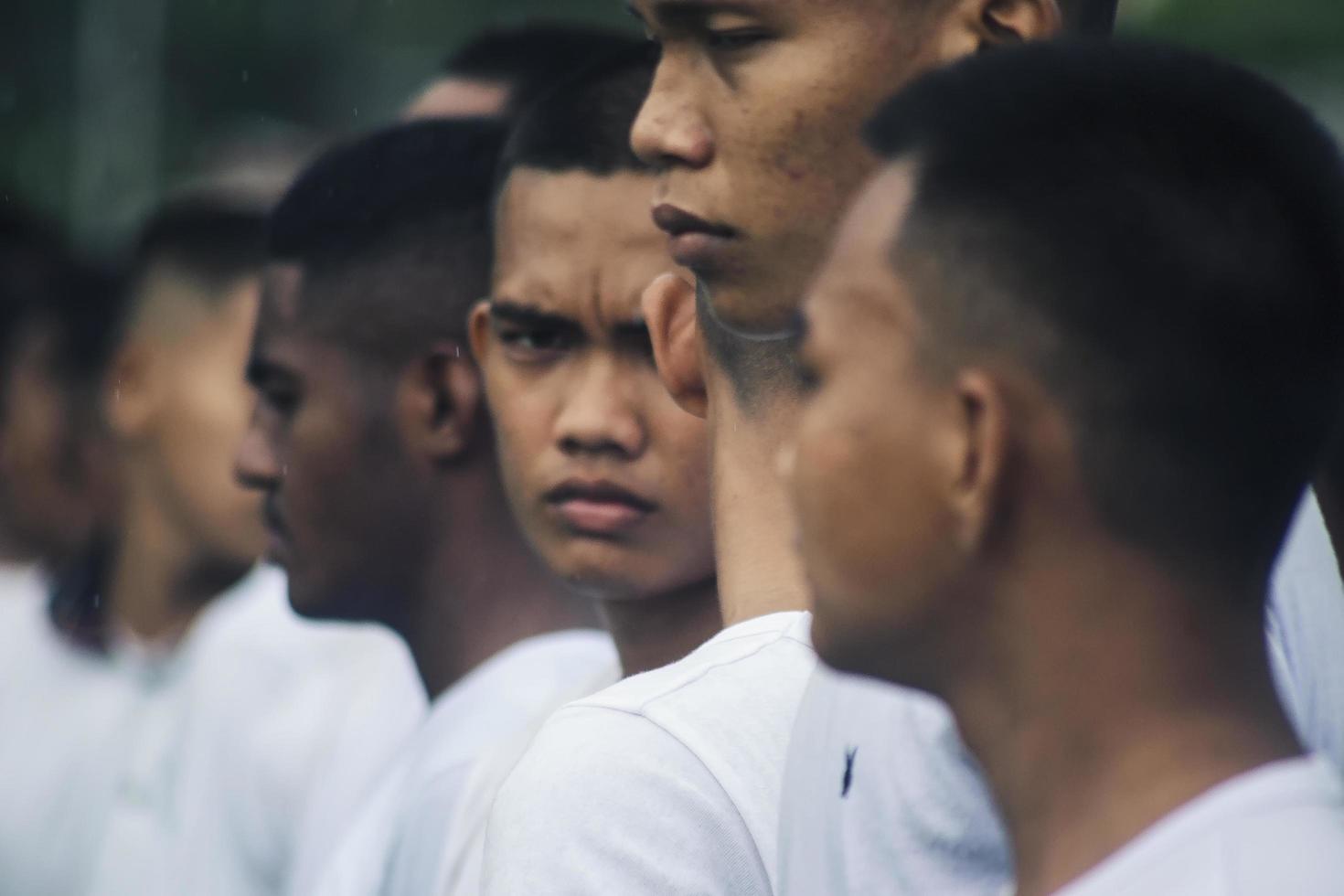 sorong, papua occidental, indonesia 2021- candidatos no comisionados de la policía indonesia foto